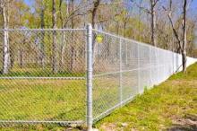 Commercial Chain Link Fence Installation in Ajax, Oshawa, Pickering, Whitby, Toronto, GTA 